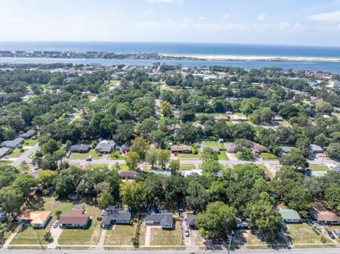 316 SW Hollywood Boulevard, Fort Walton Beach FL - photo 6 of 34