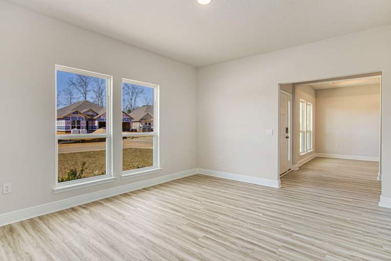 5 bedroom Detached Single Family at 3027 Heritage Plantation Boulevard, Heritage Plantation Phase 2, Laurel Hill — photo 4