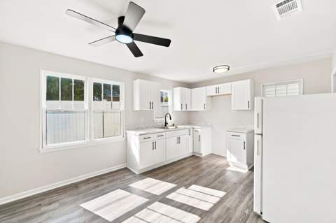 237 SE Brooks Street, Fort Walton Beach FL - photo 19 of 40