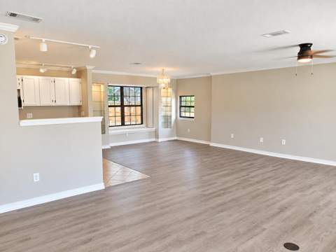 424 NE Woodrow Street, Fort Walton Beach FL - photo 12 of 39