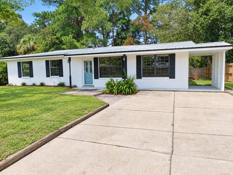 3 bedroom Detached Single Family at 424 NE Woodrow Street, Racetrack Road Resub, Fort Walton Beach — photo 3