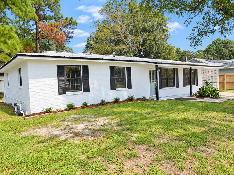 3 bedroom Detached Single Family at 424 NE Woodrow Street, Racetrack Road Resub, Fort Walton Beach — photo 4