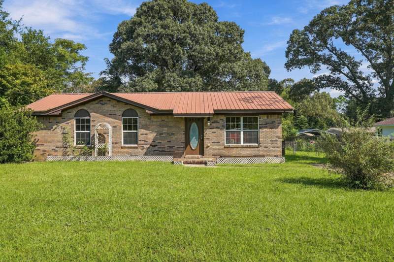 3 bedroom Detached Single Family at 3415 McLain Drive, Auburn Heights, Crestview — photo 5