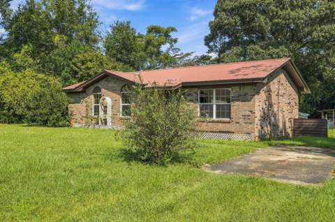 3415 McLain Drive, Crestview FL - photo 7 of 32
