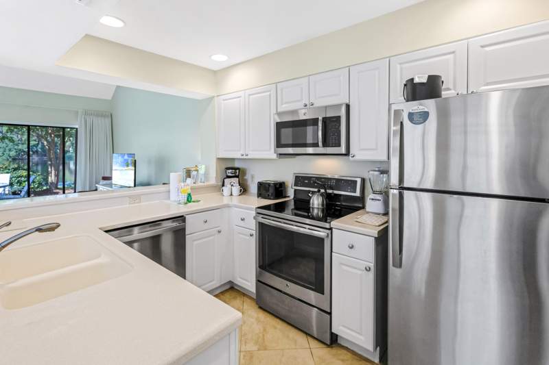 2 bedroom Townhouse at 5150 Beachwalk Circle, Beachwalk Villas Ph 05, Miramar Beach — photo 3
