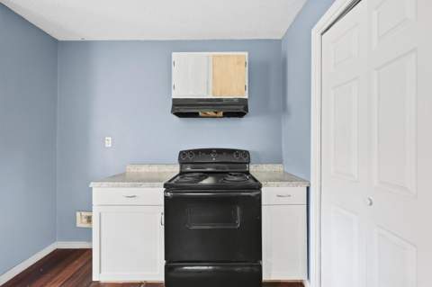 3894 Sunnyside Avenue, Laurel Hill FL - photo 8 of 40