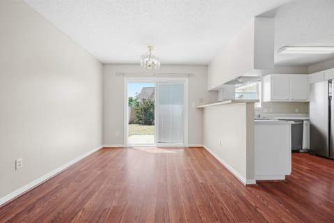 83 Stowe Road, Mary Esther FL - photo 13 of 38