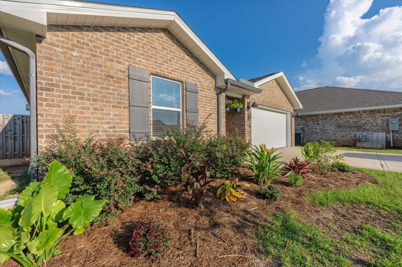 4 bedroom Detached Single Family at 4749 Airmen Drive, Patriot Ridge, Crestview — photo 4