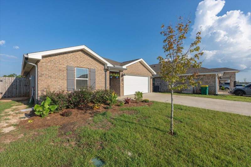 4 bedroom Detached Single Family at 4749 Airmen Drive, Patriot Ridge, Crestview — photo 5