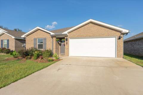 4749 Airmen Drive, Crestview FL - photo 7 of 56