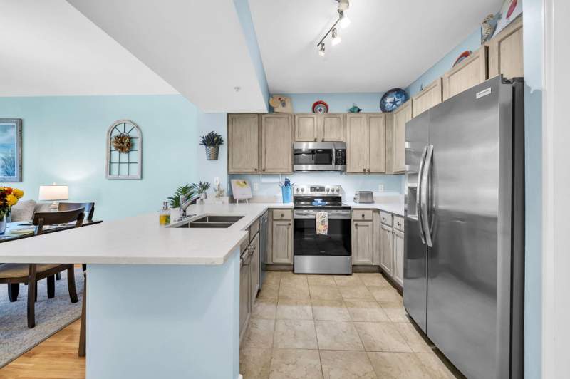 2 bedroom Condominium at 4207 Indian Bayou Trail #2214, The Palms Of Destin, Destin — photo 4