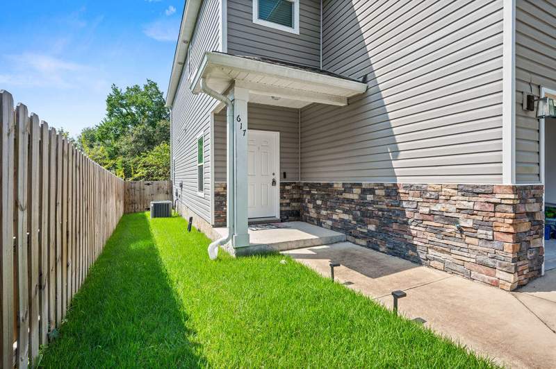 3 bedroom Townhouse at 617 31St Street, Niceville, Niceville — photo 2