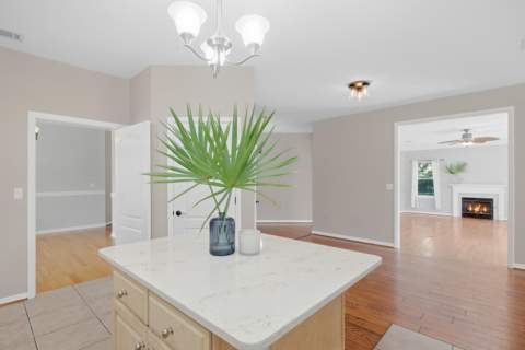 876 The Masters Boulevard, Shalimar FL - photo 13 of 47