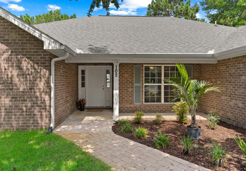 4 bedroom Detached Single Family at 102 Mason Avenue, Daughettes Amended, Santa Rosa Beach — photo 4