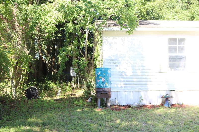 3 bedroom Manufactured Home at 860 Fairview Drive, Fairview Hgts S/D Lot 6 Blk 3, Fort Walton Beach — photo 3