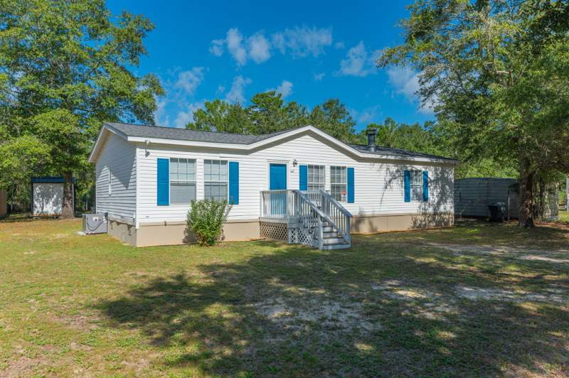 3 bedroom Manufactured Home at 447 Smith Road, DeFuniak Springs, DeFuniak Springs — photo 2