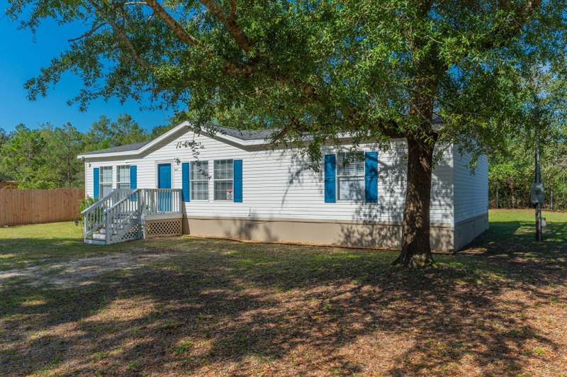 3 bedroom Manufactured Home at 447 Smith Road, DeFuniak Springs, DeFuniak Springs — photo 3