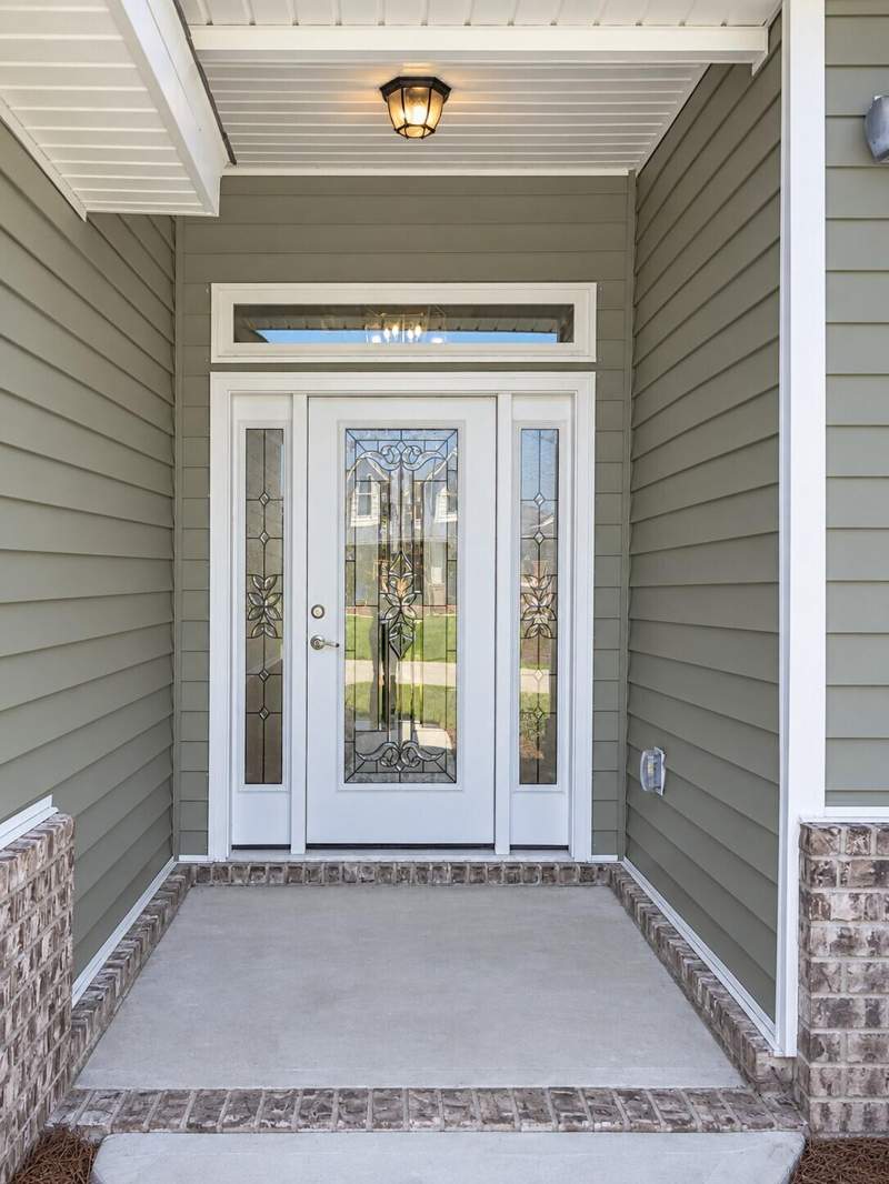 4 bedroom Detached Single Family at 2502 Chinook Drive #(Lot 1D), Windmeadows, Crestview — photo 2
