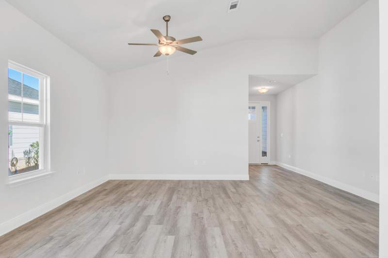 3 bedroom Detached Single Family at 162 Riverwalk Circle #Lot 36, Riverwalk, Freeport — photo 3