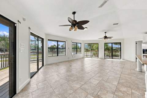 757 Seahorse Avenue, Fort Walton Beach FL - photo 19 of 63