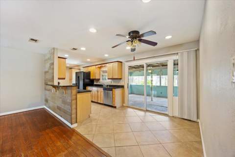 101 NE Oregon Drive #NE, Fort Walton Beach FL - photo 7 of 14