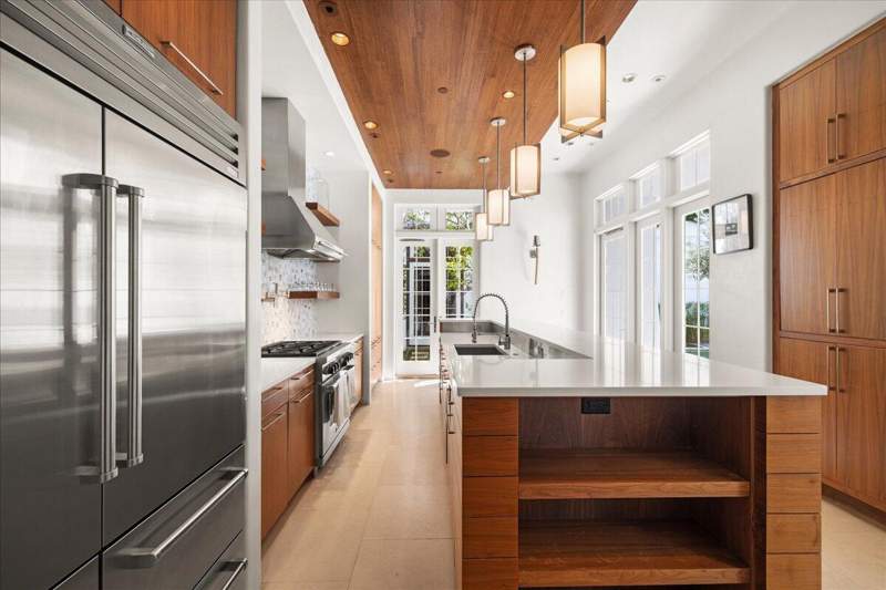 7 bedroom Detached Single Family at 75 Hog Penny Aly, Alys Beach, Inlet Beach — photo 5