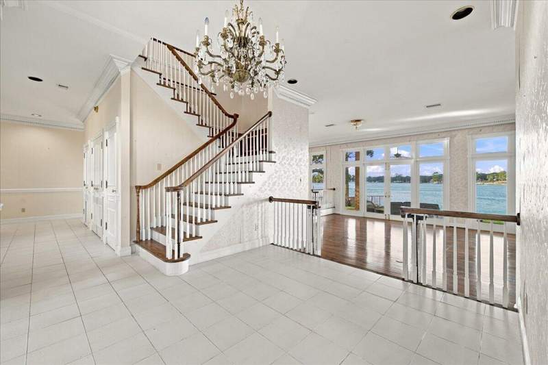 4 bedroom Detached Single Family at 259 NW Sleepy Oaks Lane, Sleepy Oaks, Fort Walton Beach — photo 2