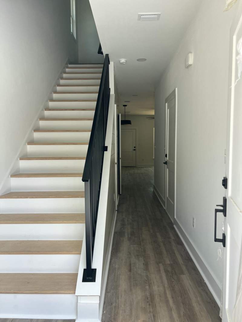 6 bedroom Townhouse at 161 S Booker Street #Unit A + B, Booker St, Crestview — photo 5