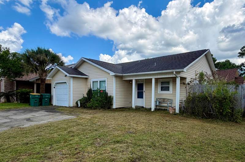 3 bedroom Detached Single Family at 1809 Madelons Path, Hidden Trail Phase I, Fort Walton Beach — photo 2
