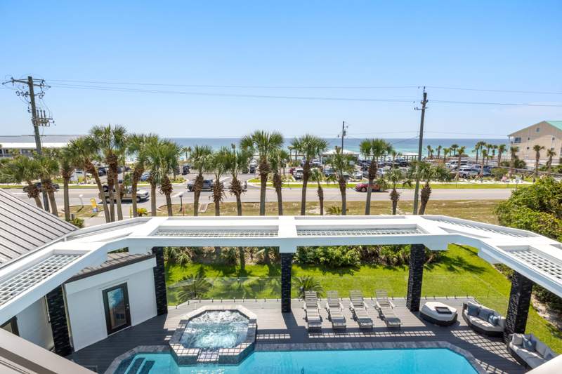 9 bedroom Detached Single Family at 3399 Scenic Hwy 98, Crystal Beach, Destin — photo 2