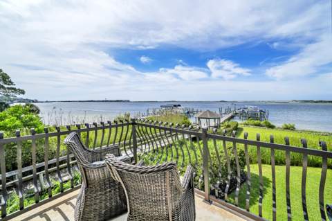 14 Islandview Drive, Mary Esther FL - photo 7 of 48