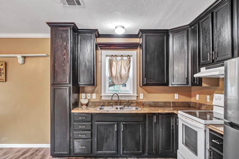 2 bedroom Manufactured Home at 155 Caswell Branch Road, Caswell Landing Phs1, Freeport — photo 3