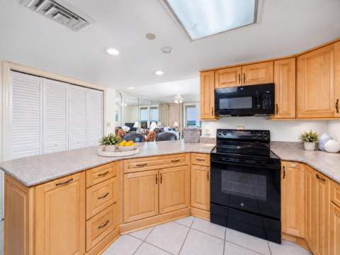 660 Nautilus Court #1204, Fort Walton Beach FL - photo 16 of 27