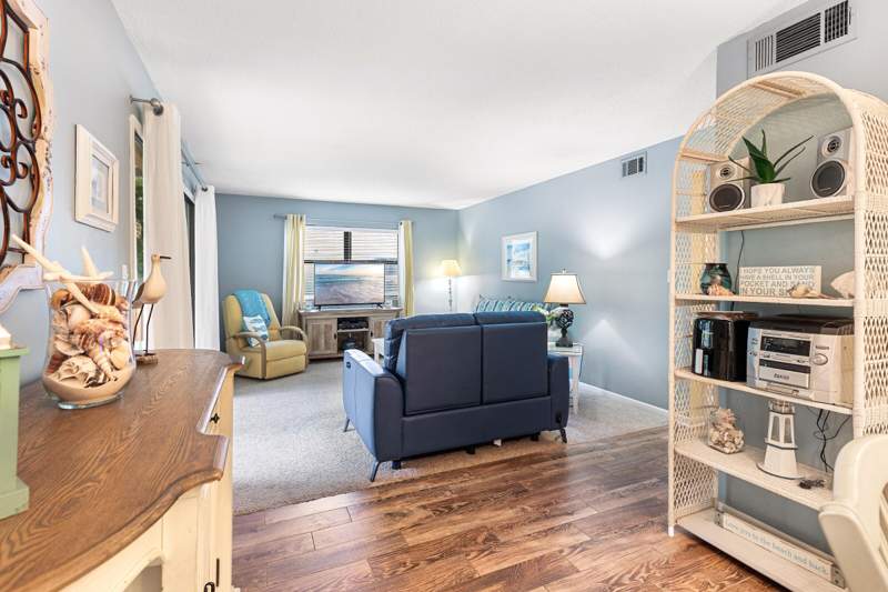 2 bedroom Condominium at 24 Breakwater Bay #7E, Seascape, Miramar Beach — photo 4