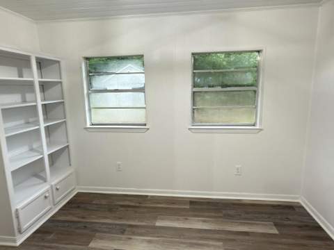 215 E 3rd Avenue, Crestview FL - photo 8 of 32