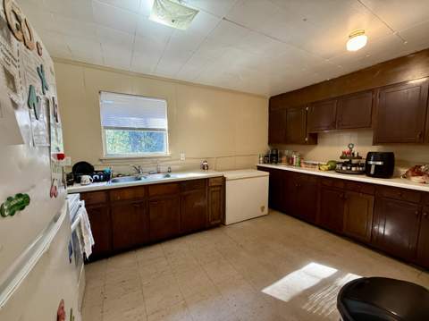 454 E Burdick Avenue, DeFuniak Springs FL - photo 16 of 26