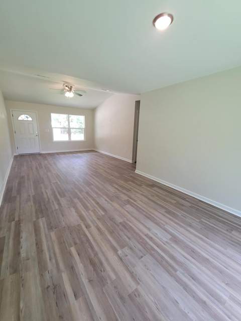 57 Cedar Hill Ct. Drive, DeFuniak Springs FL - photo 6 of 24