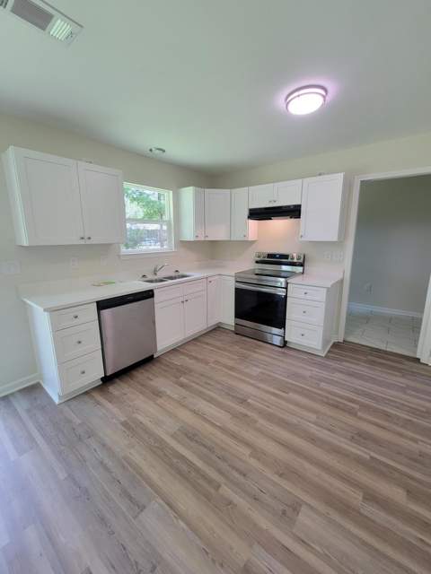 57 Cedar Hill Ct. Drive, DeFuniak Springs FL - photo 8 of 24