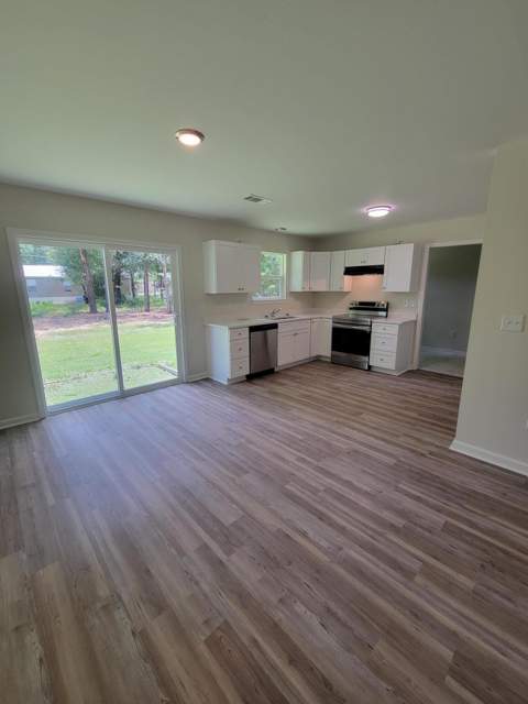 57 Cedar Hill Ct. Drive, DeFuniak Springs FL - photo 9 of 24