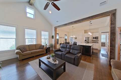 38 Oaktree Boulevard, Freeport FL - photo 8 of 47