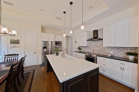 38 Oaktree Boulevard, Freeport FL - photo 10 of 47