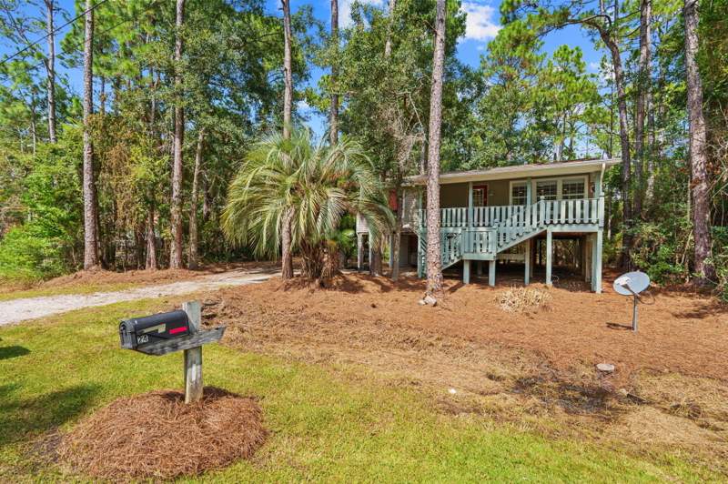 2 bedroom Detached Single Family at 24 Nikki Circle, Bay Shadow Estates, Santa Rosa Beach — photo 3