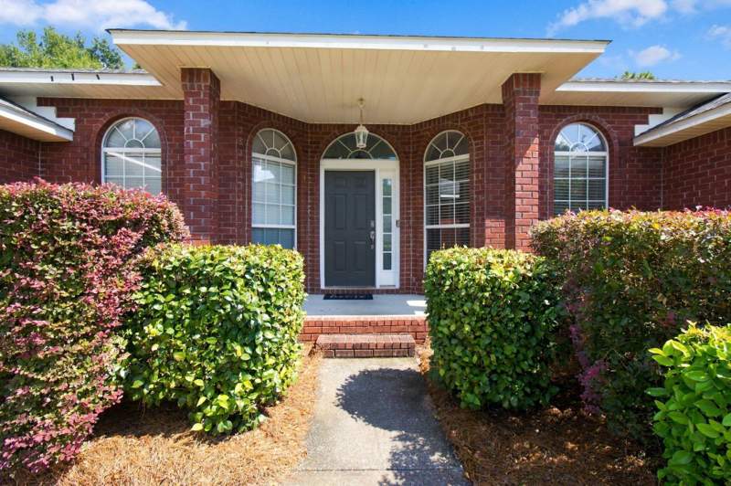 4 bedroom Detached Single Family at 658 Territory Lane, Fox Valley Ph 1, Crestview — photo 5