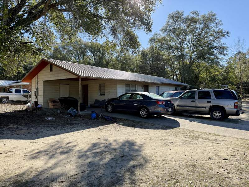 3 bedroom Detached Single Family at 434 N 1St Street, DeFuniak Springs, DeFuniak Springs — photo 2