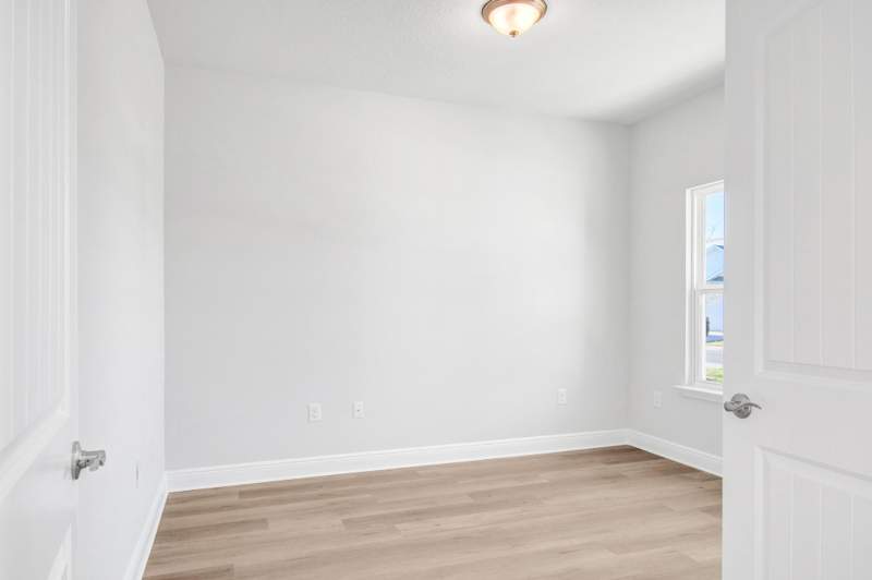 4 bedroom Detached Single Family at 184 Riverwalk Circle #Lot 37, Riverwalk, Freeport — photo 3