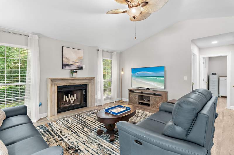 3 bedroom Detached Single Family at 40 Antilles Cove, Bayside / Bonaire Ph I, Miramar Beach — photo 4