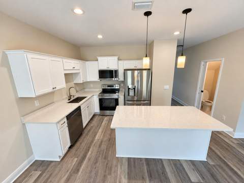 408 Walters Circle #1, Fort Walton Beach FL - photo 8 of 41