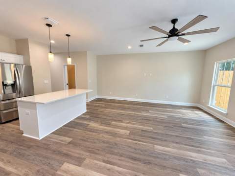 408 Walters Circle #1, Fort Walton Beach FL - photo 14 of 41