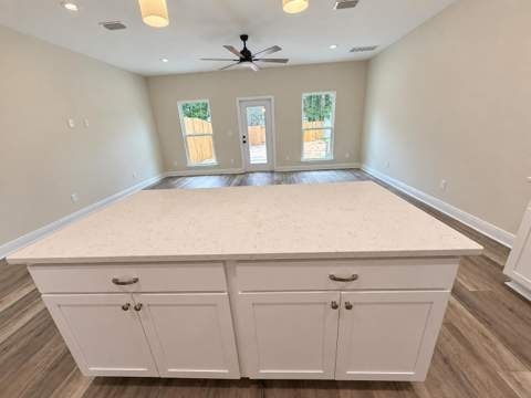 408 Walters Circle #1, Fort Walton Beach FL - photo 15 of 41