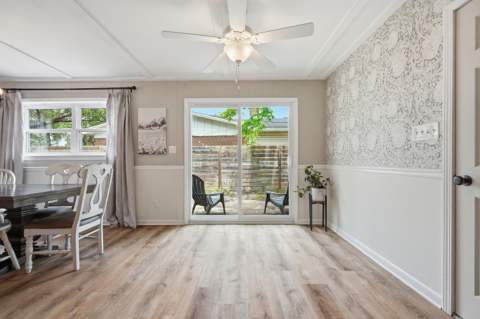 233 NW Pleasant Street, Fort Walton Beach FL - photo 22 of 57